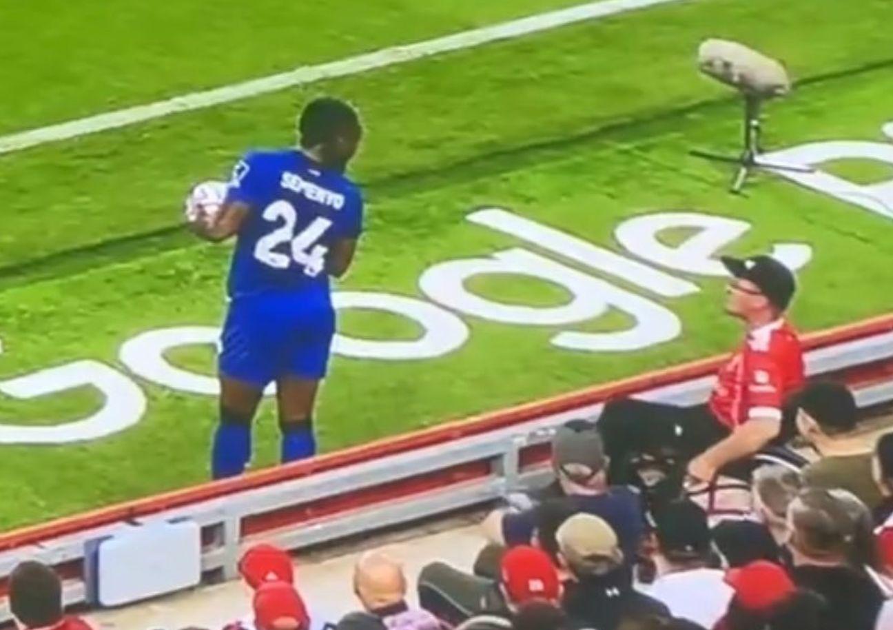 塞梅诺是最, 裁判忽然中 塞梅诺是最, 裁判忽然中