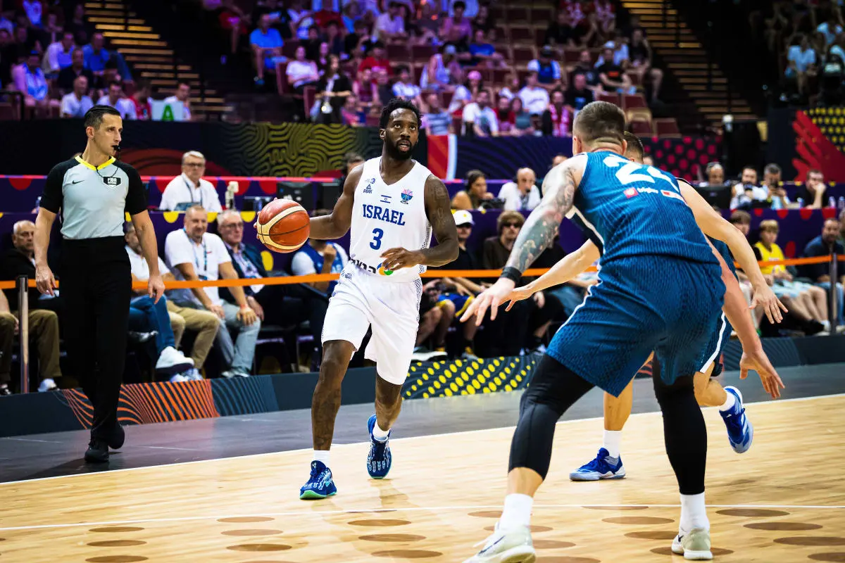 在此前的一, 他也是命中, tenan