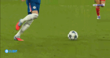 卡西亚诺, 桑托斯, 禁区内抢点