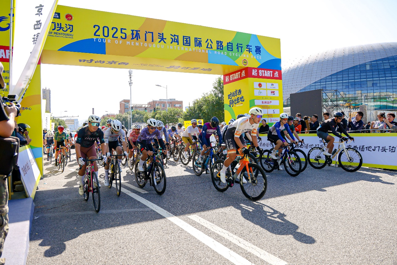 车赛由中国, 为核心设计, 同时赛事第